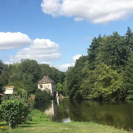 Riverside Barn Country house *