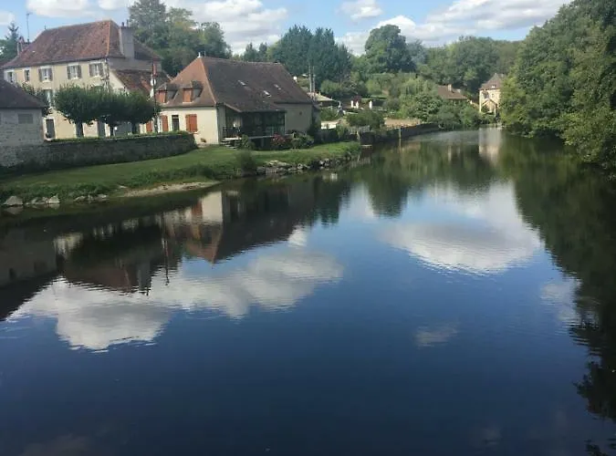 Riverside Barn La Trimouille